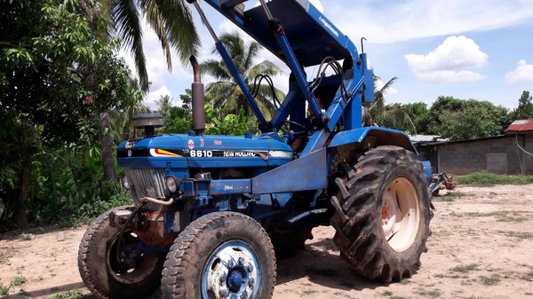 รถคีบอ้อย รถคีบอ้อย