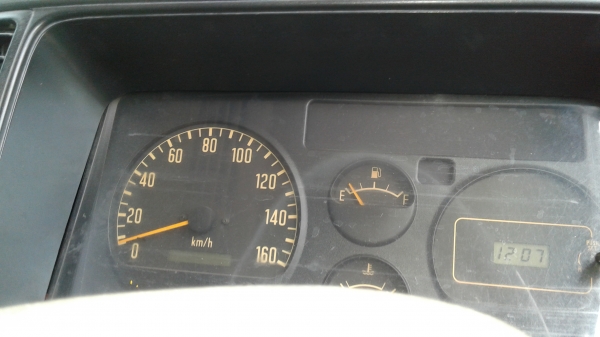 หกล้อ อีซูชุ NQR140ปี46 มีหลังคาเบาะครบ รับสั่ง-พนักงาน-นักเรียน ช่วงยาว5.50ม สภาพดีพร้อม หัวบางเดิมสวยพายในครบ พร้อมใช้งาน ทะเบียนพร้อมโอน