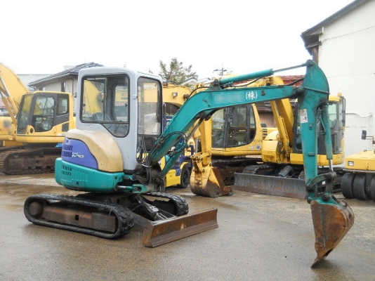 Komatsu PC35MR-1 รถขุด รอนำเข้าจากญี่ปุ่น โทร. 080-6565422 (หนิง)