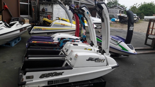 เรือยืน KAWASAKI มีหลายรุ่น นำเข้าจากญี่ปุ่น ‪#&lrm;สอบถามโทร‬. 081-4047671 คุณนรินทร์