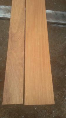 ขายด่วนถูกมาก ไม้พื้น วงกบไม้ประดู่หน้า4-10นิ้ว