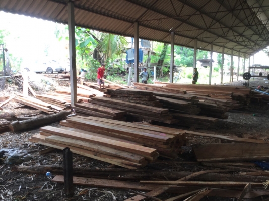 ขายด่วนถูกมาก ไม้พื้น วงกบไม้ประดู่หน้า4-10นิ้ว