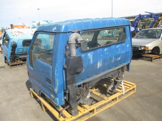 ขายหัวเก๋ง รถบรรทุก 6 ล้อกลาง 350-400 ยี่ห้อ TOYOYA DYNA ราคา 47,000 บาท