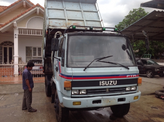 หกล้อดั้มISUZU175เบรคจิ้บฟี้ปี97โทร081-2729720,081-4220208