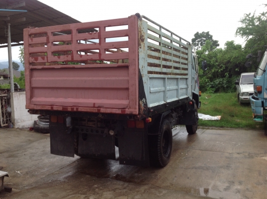 หกล้อดั้มISUZU175เบรคจิ้บฟี้ปี97โทร081-2729720,081-4220208