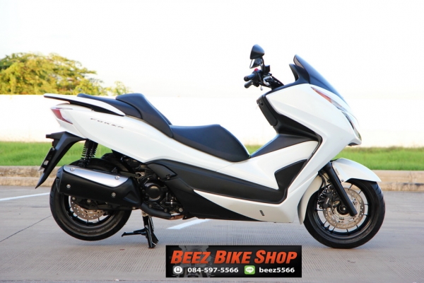 ขาย honda forza 300 ABS ปี 2013 รถสวย  ทะเบียนพร้อมโอน