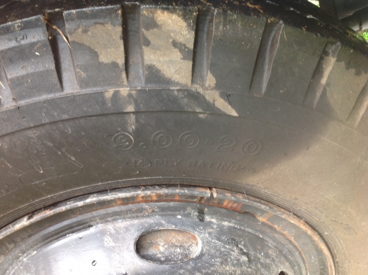 หกล้อดั้มISUZU175เบรคจิ้บฟี้ปี97โทร081-2729720,081-4220208