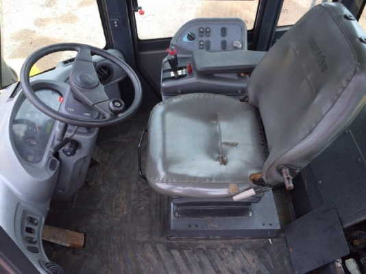 รถตักล้อยาง KOMATSU WA380-6 สภาพสวยพร้อมใช้ ติดต่อ 087-9118593