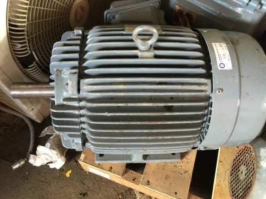 มอเตอร์ขนาด 15 แรงม้า ยี่ห้อ TECO ใช้ไฟ 380 V. 3 เฟส รอบ 1455 รอบต่อนาที