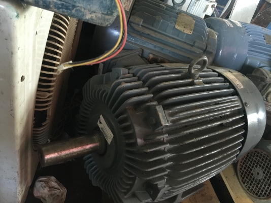 มอเตอร์ขนาด 15 แรงม้า ยี่ห้อ TECO ใช้ไฟ 380 V. 3 เฟส รอบ 1455 รอบต่อนาที