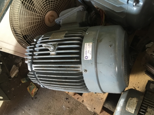 มอเตอร์ขนาด 15 แรงม้า ยี่ห้อ TECO ใช้ไฟ 380 V. 3 เฟส รอบ 1455 รอบต่อนาที