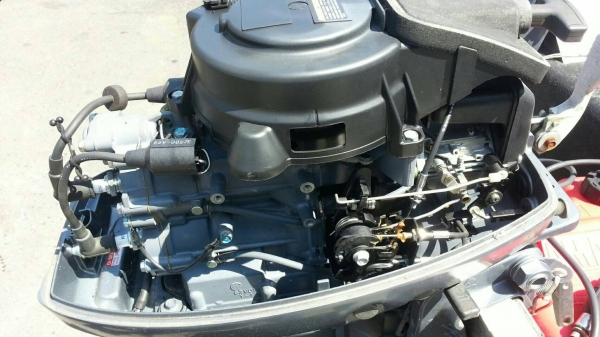 เรืออลูมิเนียมครบชุด เครื่องYAMAHA 15 แรง พร้อมเทลเลอร์ ‪#&lrm;สอบถามโทร‬. 081-4047671 คุณนรินทร์