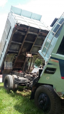 หกล้อดั้มISUZU175เบรคจิ้บฟี้ปี97พวงมาลัยเพาร์เวอร์0812729720