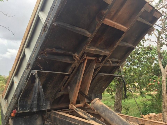 6 ล้อดั้ม 165 แรง ISUZU เฟืองท้ายใหญ่ มีแอรื์ มีพาวเวอร์ คัสซีดี เล่มพร้อม