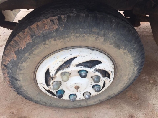 6 ล้อดั้ม 165 แรง ISUZU เฟืองท้ายใหญ่ มีแอรื์ มีพาวเวอร์ คัสซีดี เล่มพร้อม