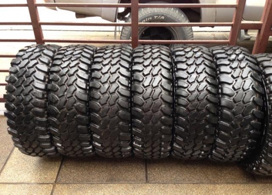 ยาง Mud achilles 31 10.5 R15 สภาพดอกป้ายแดงดอกเต็ม ไม่มีปะ ราคาเร้าใจ