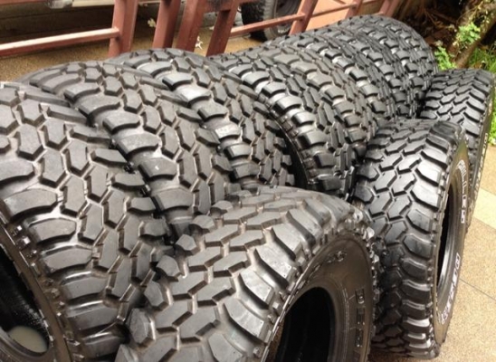 ยาง Mud achilles 31 10.5 R15 สภาพดอกป้ายแดงดอกเต็ม ไม่มีปะ ราคาเร้าใจ