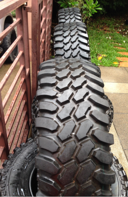 ยาง Mud achilles 31 10.5 R15 สภาพดอกป้ายแดงดอกเต็ม ไม่มีปะ ราคาเร้าใจ