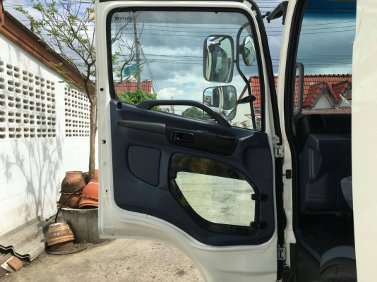 6 ล้อ HINO หัวลาก  เครื่อง JO7   210 แรงม้า กระจกไฟฟ้า,แบตเตอรี่ใหม่,แอร์เย็น