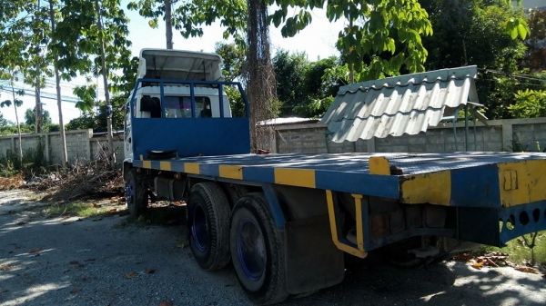 ขายด่วน... ISUZUเดคก้า 1เพลา 200 แรงม้า ปี 2549 ราคาถูก