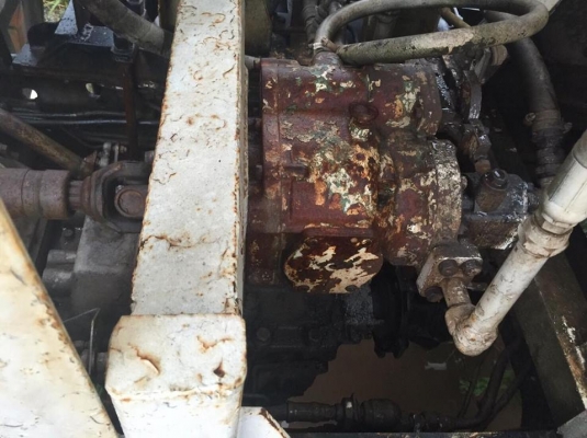 10 ล้อโม่ปูน 2 เพลา 260 แรง สภาพดี โม่ตรง รถพร้อม เล่มพร้อม