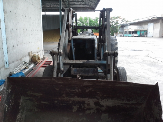 รถไถตัก ford 77