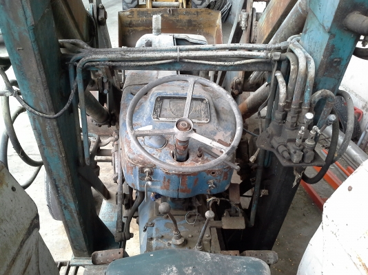 รถไถตัก ford 77