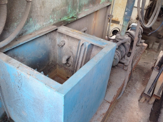 ขายตู้พ่นสี จรูญรัตน์ เครื่องจอดนาน อุปกรณ์ครบ ปั้มน้ำ+โบวเวอร์ดูดอากาศ เดินระบบท่อน้ำใหม่ ใช้งานได้เลยครับ