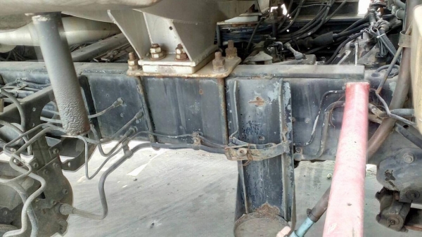 10 ล้อน้ำมัน 195 แรง FVM32MY R รถห้างแท้ ถัง 16000 ลิตร โหลดล่าง