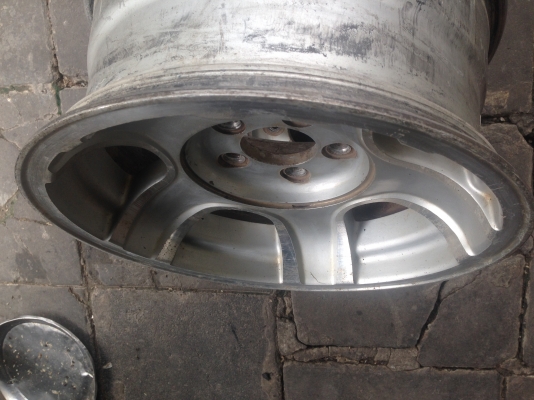 LENSO 15. 5 รู.TOYOTA