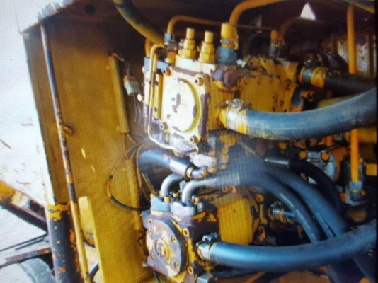 รถปูยาง DEMAG