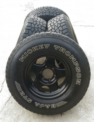 ขาย ยาง 265/75/16 MADE IN USA พร้อมล้อ