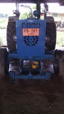 ขายรถไถ Ford 6600 T6 ผาน 7 ดันหน้า เครื่องแน่นๆสภาพพร้อมใช้งานราคา350,000 ติดต่อ 0897481231  ต่อรองได้