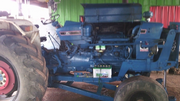 ขายรถไถ Ford 6600 T6 ผาน 7 ดันหน้า เครื่องแน่นๆสภาพพร้อมใช้งานราคา350,000 ติดต่อ 0897481231  ต่อรองได้