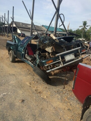 ซากโตโยต้าเเคป ถอดเเยกอะไหลขายทุกอย่างมีหลายรุ่นเก๋งเเละกระบะใหม่เเละเก่า ซากโตโยต้าเเคป ถอดเเยกอะไหลขายทุกอย่างมีหลายรุ่นเก๋งเเละกระบะใหม่เเละเก่า