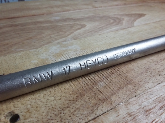 บล็อกขันล้อรถเบอร์ 17 heyco germany (bmw)