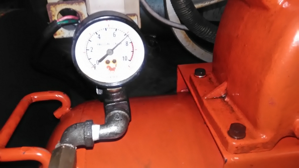 **ขายถูกๆครับ**ปั้มลมมือสองจากญี่ปุ่น..Pony 3 แรง ถัง 75 ลิตร..ทดสอบเรียบร้อยทุกระบบใช้งานได้ดีมากๆครับ