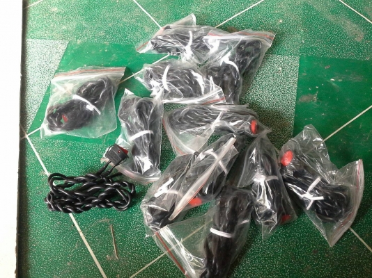 สวิทช์เปิด - ปิด ใหม่เกรดอุตสาหกรรม ตัวเล็กทนกระแสได้สูงถึง 6 A. เชื่อมสายและหุ้มกันสายให้พร้อมใช้