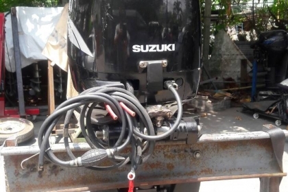 ขาย เครื่องเรือsuzuki 70 แรง 4  จังหวะ เก่าญี่ปุ่น เครื่องติดเดินดี ราคา 98,000