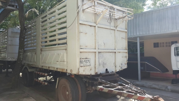 ขาย ลูกพ่วงไม่ดั้ม 2 เพลา ยาว 6 เมตร อู่สามมิตรมอเตอร์ เอกสารเล่มทะเบียนครบ