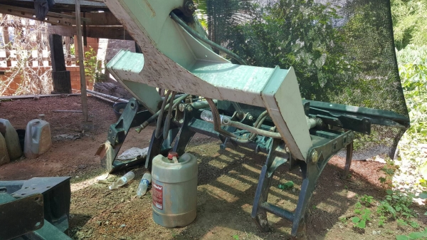 ขาย คีบอ้อยขนาดเล็ก ติดรถไถ KOBOTA,YANMAR ของ CX Tractor สภาพเหมือนของใหม่ใช้งานแค่เดือนเดียว ขาย คีบอ้อยขนาดเล็ก ติดรถไถ KOBOTA,YANMAR ของ CX Tractor สภาพเหมือนของใหม่ใช้งานแค่เดือนเดียว