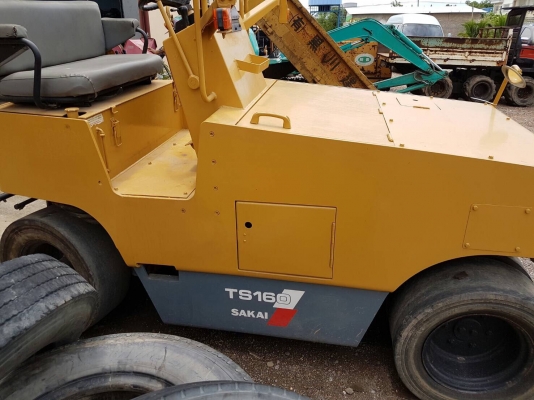ขายรถบดเก่านอก SAKAI TS160 ขนาด 3 ตัน