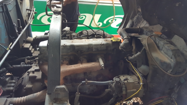 ขายรถบรรทุก 6 ล้อ HINO 117 แรงม้า  ติดเครน TADANO