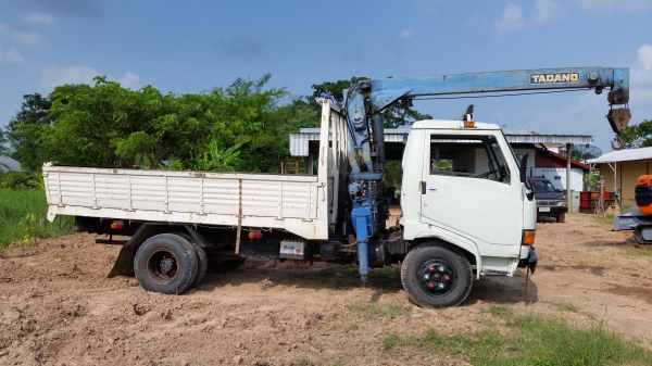 ขายรถบรรทุก 6 ล้อ HINO 117 แรงม้า  ติดเครน TADANO