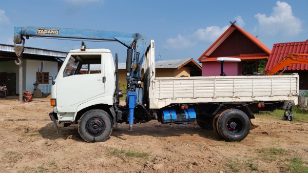 ขายรถบรรทุก 6 ล้อ HINO 117 แรงม้า  ติดเครน TADANO