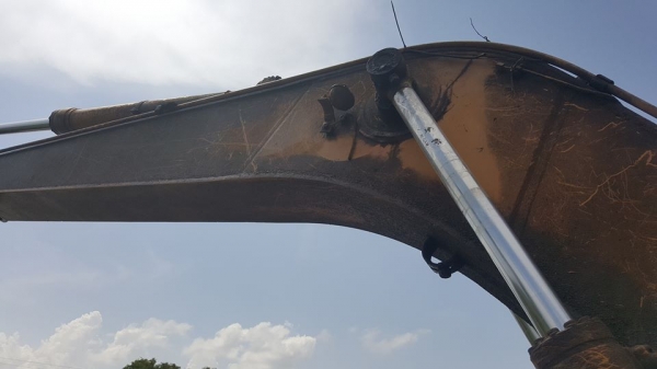 ขายรถขุดแบ็คโค KOMATSU PC200-5 สภาพทำงานประจำ บูมสวย ช่วงล่างตัวเดินดี ขายรถขุดแบ็คโค KOMATSU PC200-5 สภาพทำงานประจำ บูมสวย ช่วงล่างตัวเดินดี