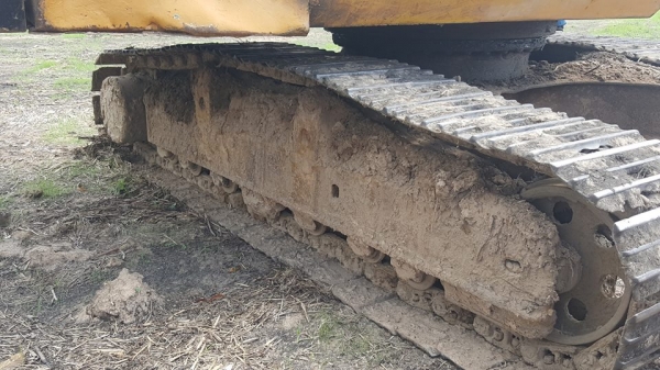 ขายรถขุดแบ็คโค KOMATSU PC200-5 สภาพทำงานประจำ บูมสวย ช่วงล่างตัวเดินดี ขายรถขุดแบ็คโค KOMATSU PC200-5 สภาพทำงานประจำ บูมสวย ช่วงล่างตัวเดินดี