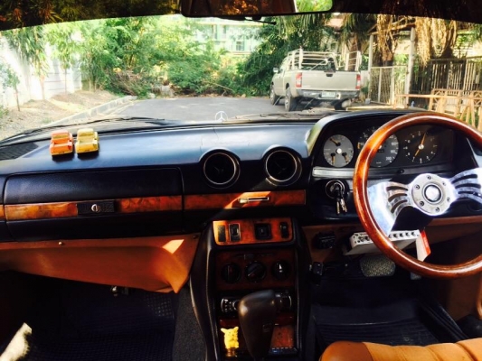 ขายBenz w123/230 เครื่องJติดแก๊ส(ใช้ได้2ระบบ) ทะเบียนเต็มพร้อมโอน 56,000บาท