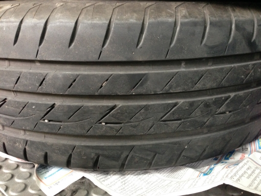 215/60R16 BRIDGESTONE ECOPIA EP200 ปี13 ชุด 4 เส้น  tel.081-4273941 ไอดีไลน์ 0814273941