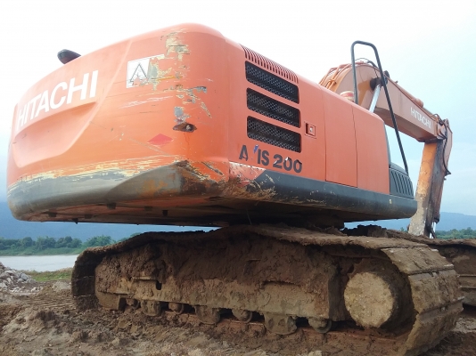 ขาย 1,895,000 HITACHI  ZX 200-5 G ปี 2012 ทำงาน 6,559 ชม. รถสวยพร้อมใช้เอกสารพร้อมโอน 090-772-3710 090-772-3708